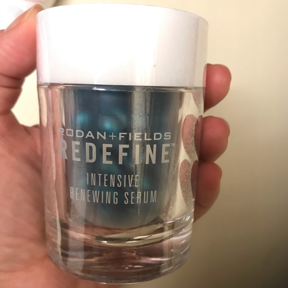 new sealed R&F intensive renewing serum